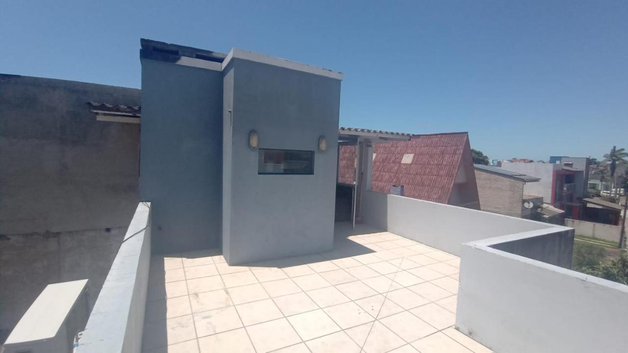 Sobrado Com Terraco E Area De Churrasqueira. Torres Exterior foto
